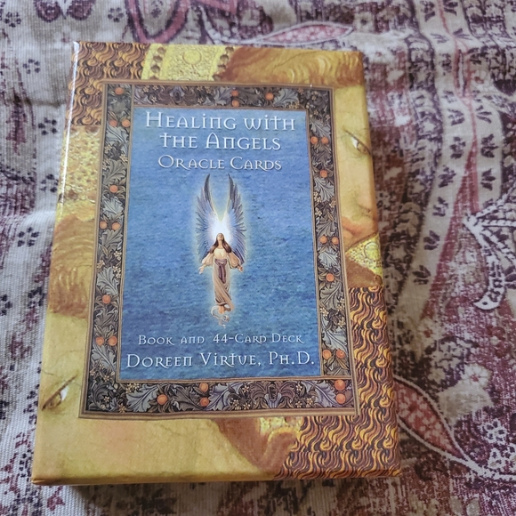 Healing With The Angels Oracle Cards - Picture 1 of 5